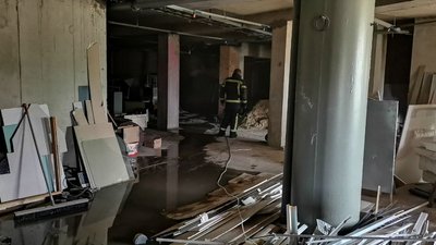 У Луцьку через пожежу в ТЦ евакуювали відвідувачів У Луцьку через пожежу в ТЦ евакуювали відвідувачів