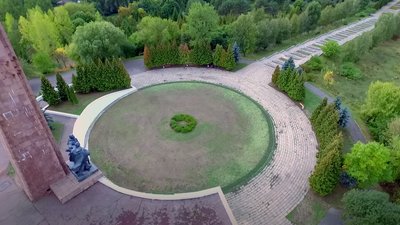 Поліція почала перевірку після публікації про розписаний обеліск у Рівному