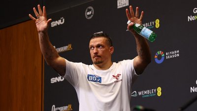 Олександр Усик