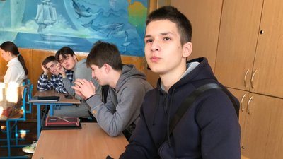 учень Артур Безродний