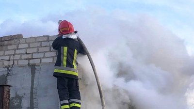 Пожежа через обстріли в Пологівському районі