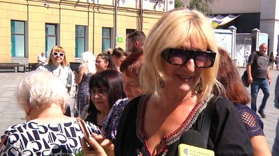 Нематеріальна спадщина України: у Житомирі навчали готувати старовинну обрядову страву крупки та збирали гроші для ЗСУ Нематеріальна спадщина України: у Житомирі навчали готувати старовинну обрядову страву крупки та збирали гроші для ЗСУ