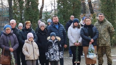 На Хмельниччині відкрили меморіальну дошку Андрію Воронецькому На Хмельниччині відкрили меморіальну дошку Андрію Воронецькому