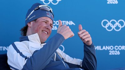 Йоганнес Клебо очікує на фініші суперників у гонці з роздільним стартом Олімпіади-2026