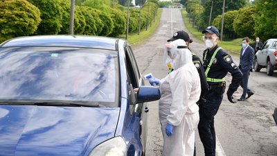 COVID пішов на спад: після місяця роботи з села на Рівненщині зняли КПП COVID пішов на спад: після місяця роботи з села на Рівненщині зняли КПП
