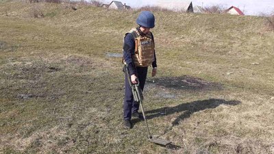 На Львівщині піротехніки знищили ще 15 застарілих боєприпасів