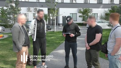 Самовільно залишив місце служби на Луганщині. Судитимуть військового та його родичів за шахрайство