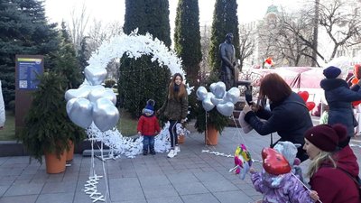 У Кропивницькому до Дня закоханих встановили святкові фотозони