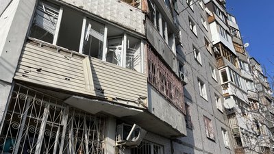 Херсон, обстріли, січень 2025, будинок, багатоповерхівка