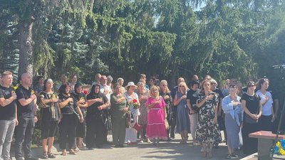 Вшанування загиблих захисників Вшанування загиблих захисників