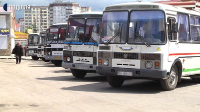 Зупинити або збільшувати вартість: у Хмельницькому відновили приміські перевезення