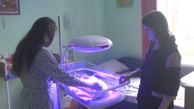 26 акушерок працює в обласному перинатальному центрі 26 акушерок працює в обласному перинатальному центрі