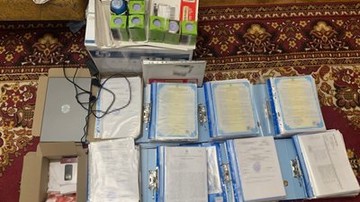 Вилучені документи у підозрюваних