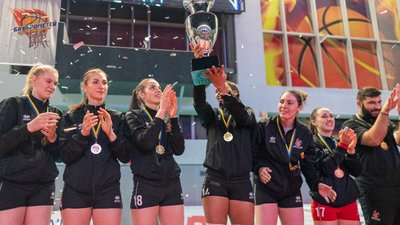 Спортсменки з Кам’янського вперше здобули Кубок України з волейболу