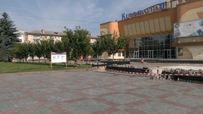 Ремонт майдану Незалежності у Рівному завершать у серпні. Що реконструюватимуть далі