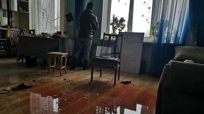 У Покровську у житловому будинку стався вибух, чоловік намагався розібрати вибуховий пристрій