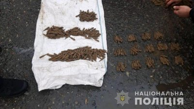 На Дніпропетровщині правоохоронці вилучили у чоловіка понад 3,5 тисяч бойових набоїв