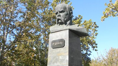 50 років тому у Херсоні відкрили новий пам’ятник Тарасу Шевченку – обласний архів