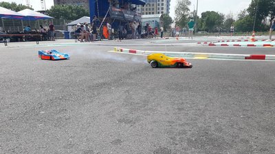 Вперше за 30 років у Львові провели Кубок України з автомодельного спорту Вперше за 30 років у Львові провели Кубок України з автомодельного спорту