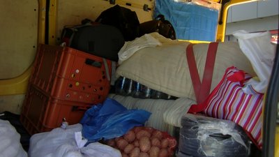 "В хлопців немає води". Волонтери з Волині повезли на Схід гуманітарну допомогу "В хлопців немає води". Волонтери з Волині повезли на Схід гуманітарну допомогу