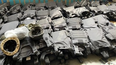 Продав військовим неякісні бронежилети: підприємцю з Київщини повідомили підозру