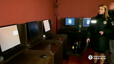 Комп'ютерна техніка в гральному закладі у Чернігові Комп'ютерна техніка в гральному закладі у Чернігові