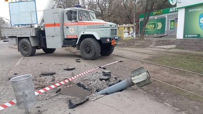 Війська Російської Федерації обстріляли Миколаїв. Гатили по житлових кварталах Війська Російської Федерації обстріляли Миколаїв. Гатили по житлових кварталах