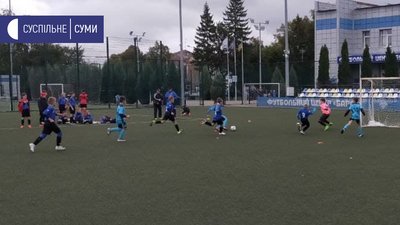 Юні футболісти зіграли матчі регіонального етапу "Кубку єднання 2021" у Сумах Юні футболісти зіграли матчі регіонального етапу "Кубку єднання 2021" у Сумах