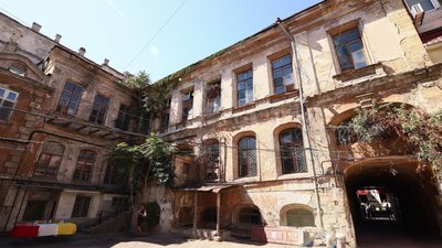 Одеська міськрада підписала меморандум щодо реставрації будинку Гоголя Одеська міськрада підписала меморандум щодо реставрації будинку Гоголя