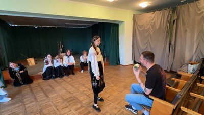"Молодіжний щоденник": співласник незалежного театру ляльок з Луцька пише музику й створює зіни "Молодіжний щоденник": співласник незалежного театру ляльок з Луцька пише музику й створює зіни
