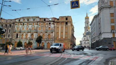 Удар по пункту переливання крові, гра "Металіста 1925". Головні новини Харкова та області 5 серпня: хроніка