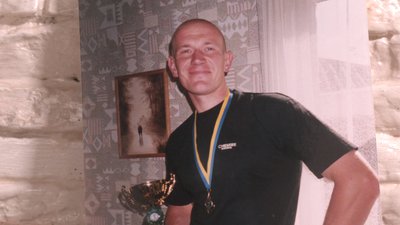 У Чернігові на Десні катер наїхав на чоловіка: в якому він стані та чи знайшли водія. РЕПОРТАЖ У Чернігові на Десні катер наїхав на чоловіка: в якому він стані та чи знайшли водія. РЕПОРТАЖ