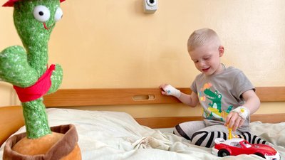 Хлопчик після операції Хлопчик після операції