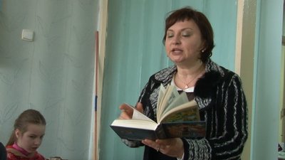 Читали й малювали: черкаська письменниця провела казкотерапію для дітей-переселенців Читали й малювали: черкаська письменниця провела казкотерапію для дітей-переселенців
