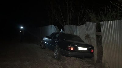 Прикарпаття: біля реабілітаційного центру для бійців АТО місцеві влаштували гульбище Прикарпаття: біля реабілітаційного центру для бійців АТО місцеві влаштували гульбище