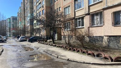 "Проїхати неможливо": у Полтаві планують відремонтувати асфальтне покриття вулиць "Проїхати неможливо": у Полтаві планують відремонтувати асфальтне покриття вулиць