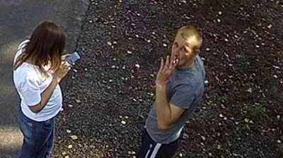 Військовий вибачився за вбивство качки у Центральному парку Луцька. Що кажуть у поліції