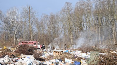 У Кролевці на Сумщині зайнявся сміттєвий полігон У Кролевці на Сумщині зайнявся сміттєвий полігон