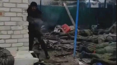 Імітація здачі у полон і відкриття вогню у Макіївці. Прокуратура розпочала розслідування за фактом віроломства
