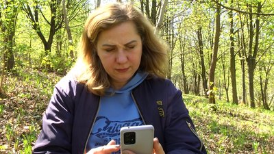 “Я знаю, як вибухають Гради”. Переселенка з Лисичанська мріє побачити свою домівку та повернутися у професію