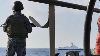 Бійця ВМС, який зізнався в роботі на РФ, звільнили від покарання