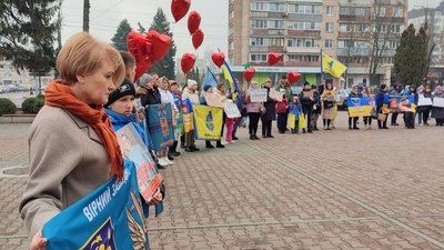 У Черкасах 16 березня відбулася акція на підтримку військовополонених У Черкасах 16 березня відбулася акція на підтримку військовополонених