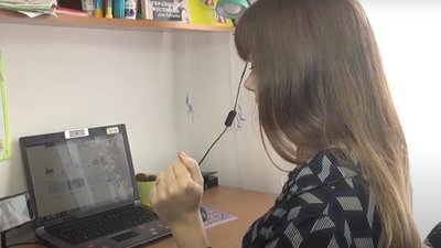 102 учнів Херсонської обласної школи-інтернату для дітей з вадами слуху навчаються вдома онлайн
