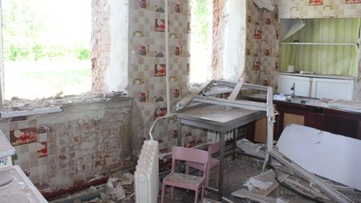 Некеровані ракети по дитсадку і церкві: наслідки руйнувань в Сумському районі Некеровані ракети по дитсадку і церкві: наслідки руйнувань в Сумському районі