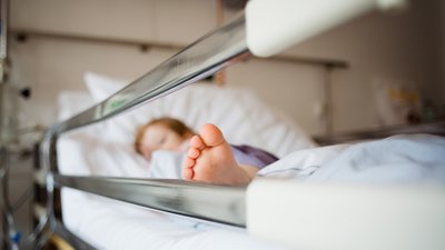 Спалах інфекції серед дітей: у Миколаєві перевіряють якість харчування у дитсадку