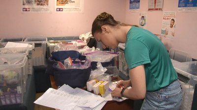 Іноземні лікарі консультують українців Іноземні лікарі консультують українців
