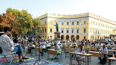 Масовий диктант з української мови в Одесі: стали відомі імена переможців