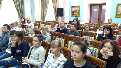 Різдвяний вертеп у музеї: наукові співробітники організували для дітей лялькову виставу Різдвяний вертеп у музеї: наукові співробітники організували для дітей лялькову виставу