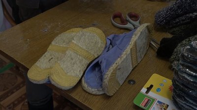 Сітки та кікімори: як волонтери Радомишля на Житомирщині допомагають військовим ЗСУ Сітки та кікімори: як волонтери Радомишля на Житомирщині допомагають військовим ЗСУ