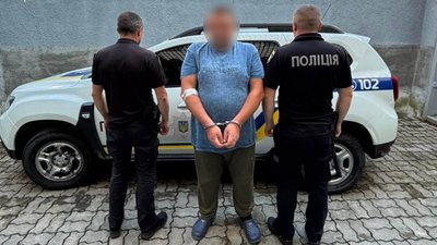 Поліція, підозрюваний у нападі, Фраківщина